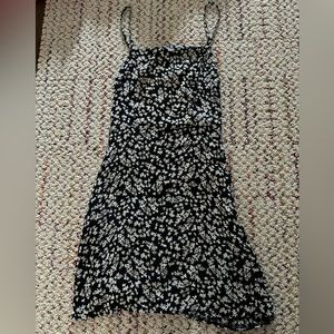 Cotton On Black and White Floral Mini/Midi Dress Size XS